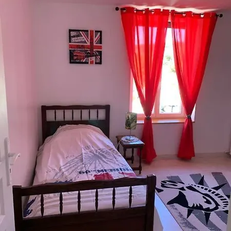 Maison de 1 a 8 personnes entièrement rénovée * Charly-sur-Marne
