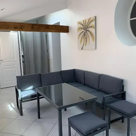Holiday home Maison De 1 A 8 Personnes Entierement Renovee